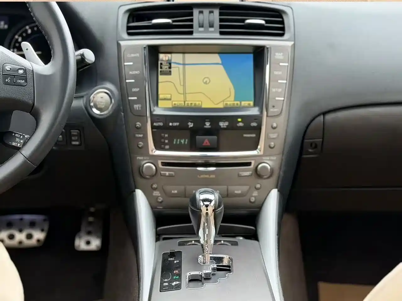 Lexus IS 2009 300 Dynamic Edition фото 16