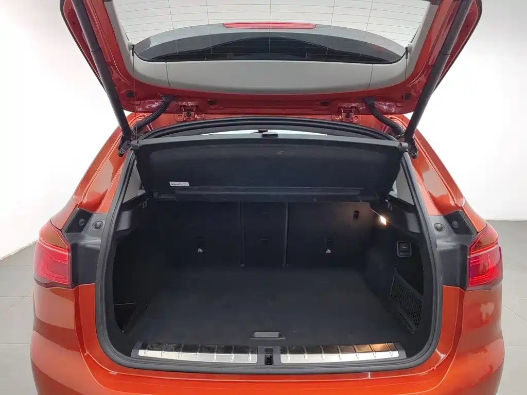 Фото 16 - BMW X1