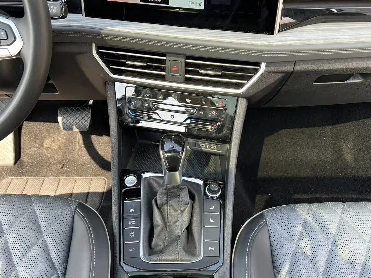 Volkswagen Sagitar 2023 280TSI DSG Beyond Lite фото 15