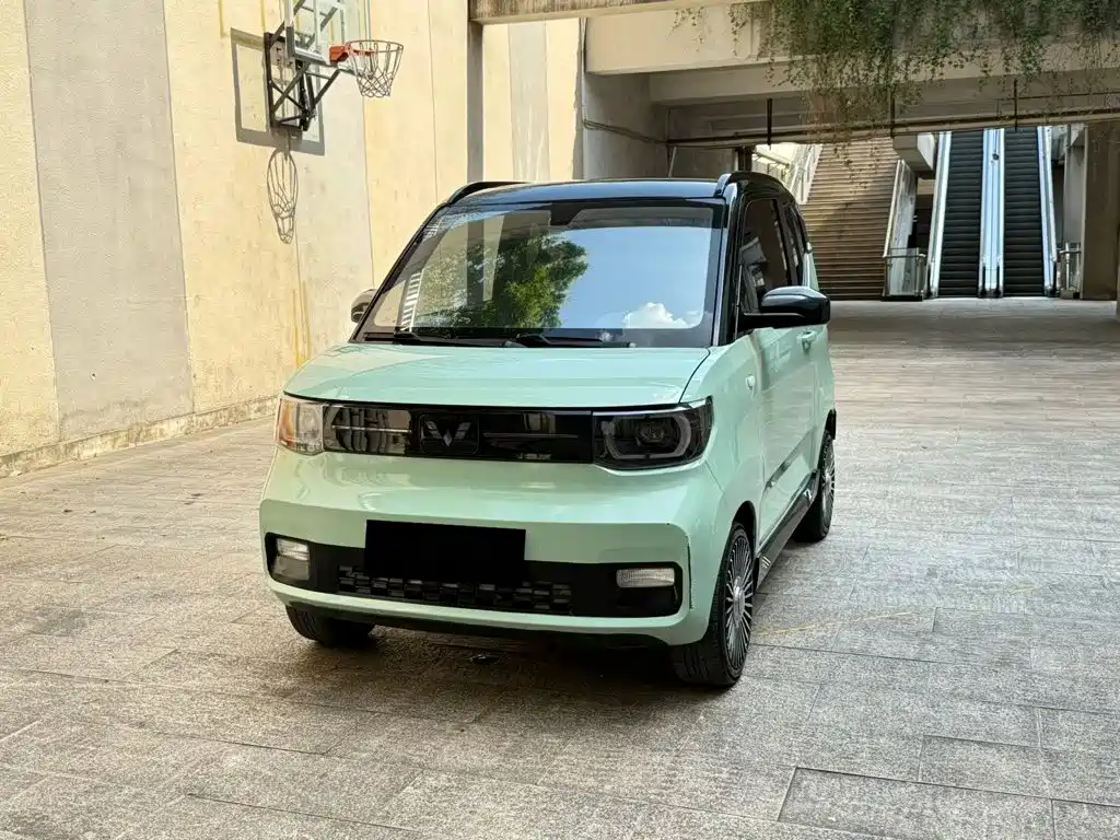 Фото 1 - Wuling Motors Hongguang MINIEV