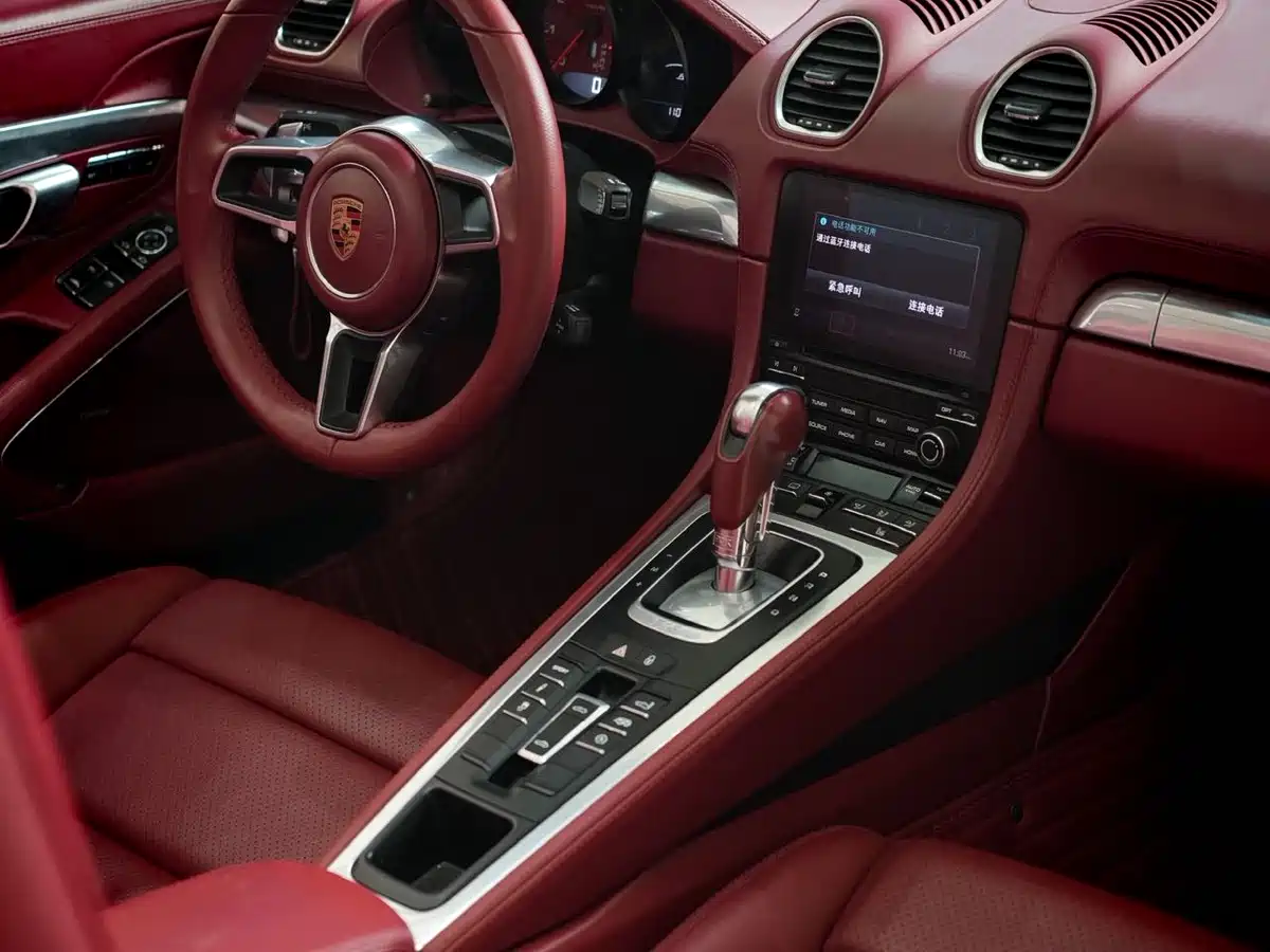 Porsche 718 2018 Boxster 2.0T фото 12