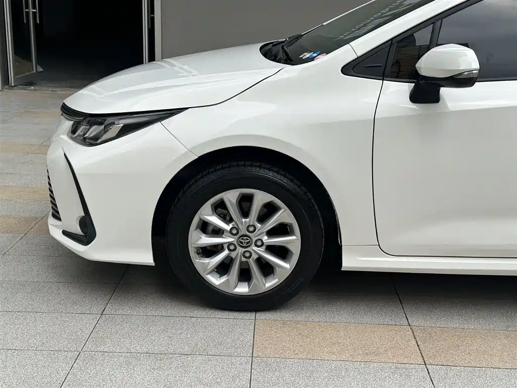 Toyota Corolla 2021 1.2T S-CVT Elite PLUS Edition фото 22