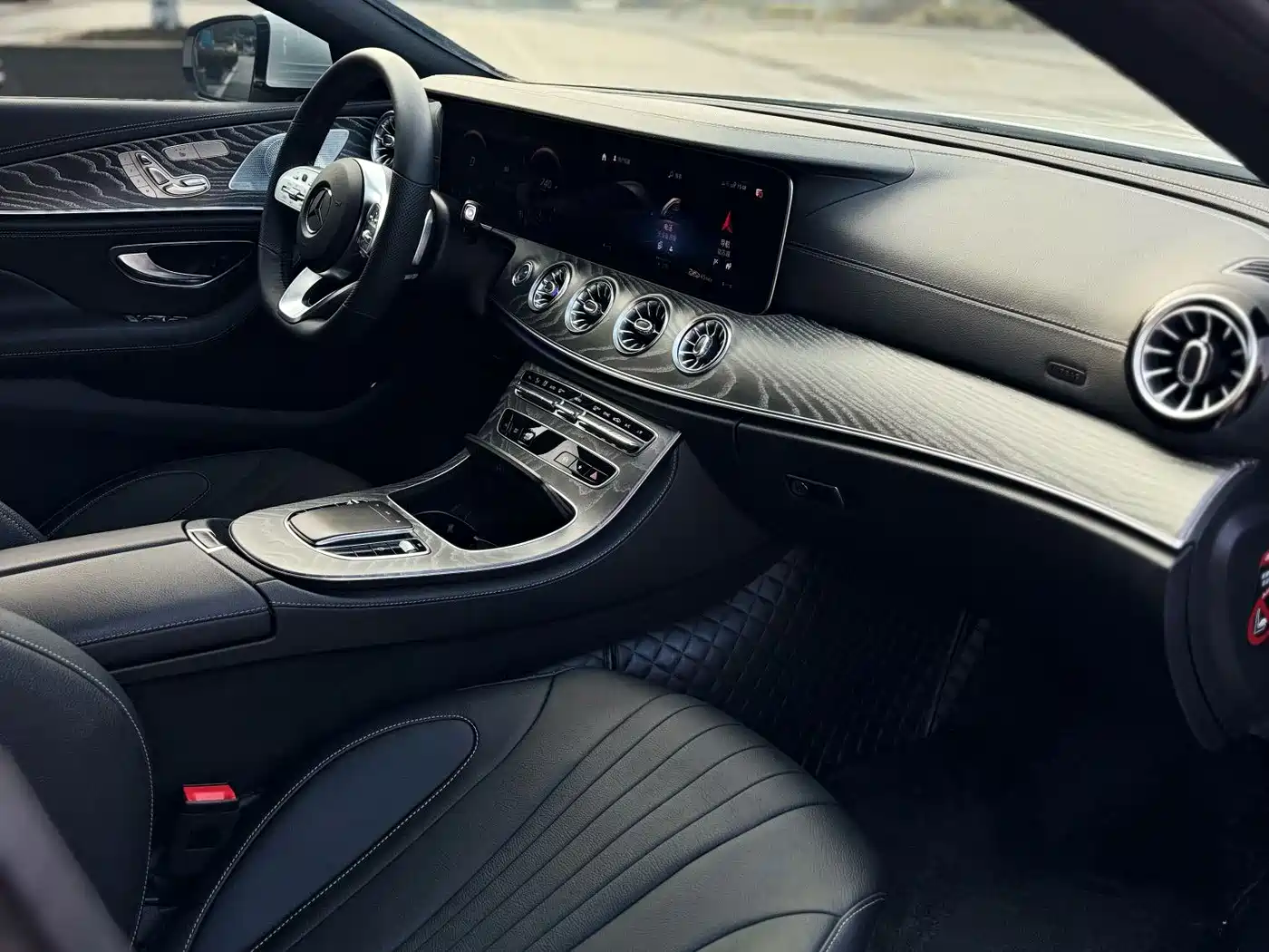 MERCEDES-BENZ CLS