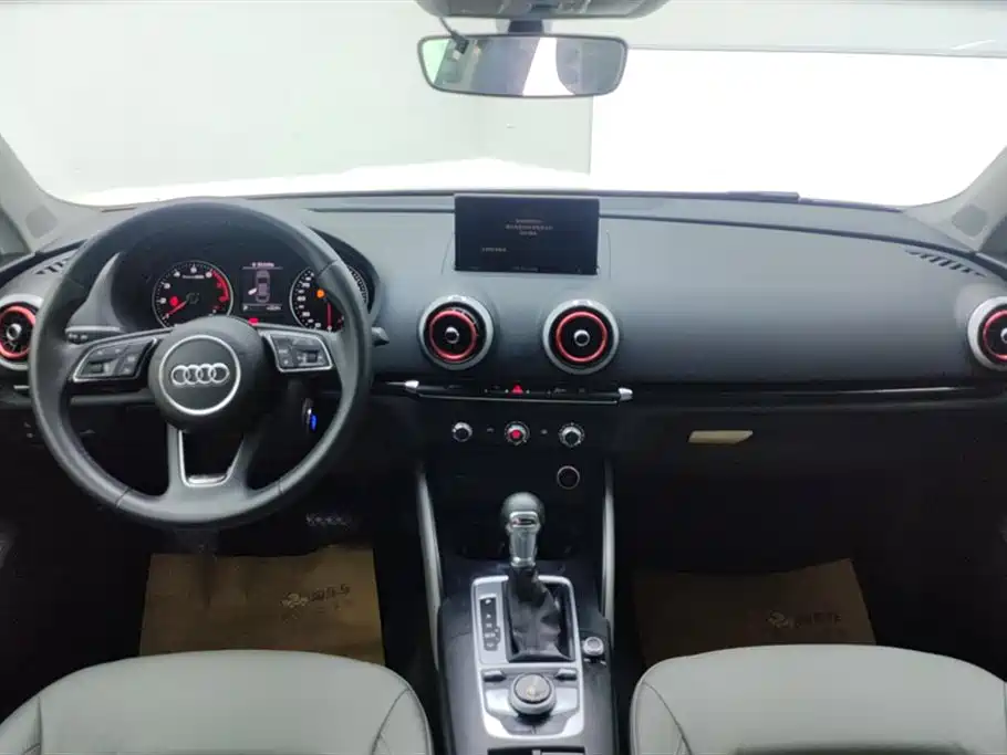 Audi A3 2019 Limousine 35 TFSI Fashion China V фото 12