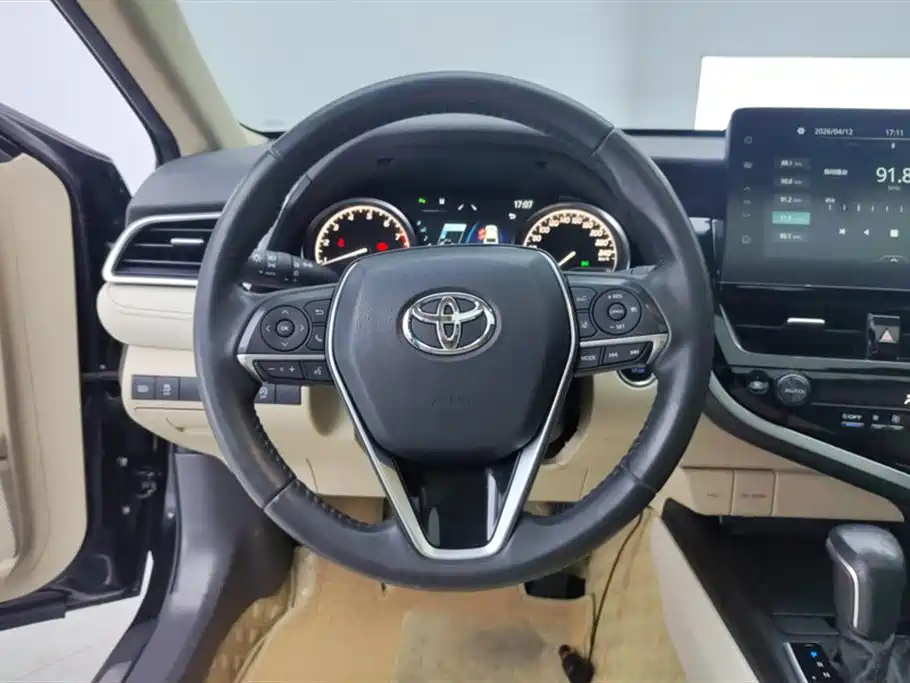 Toyota Camry 2021 2.0G Luxury Edition фото 15