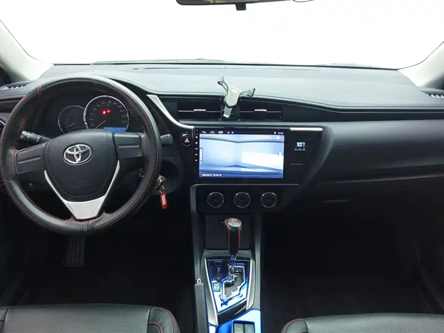 Toyota Corolla 2017 Facelift 1.2T S-CVT GL фото 12