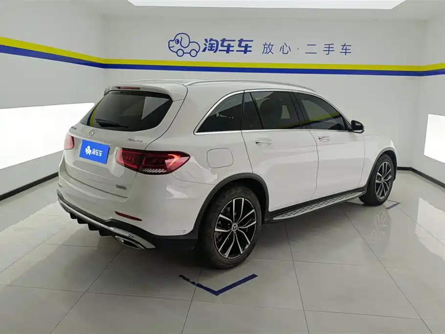 Mercedes-Benz GLC 2020 Facelift GLC 260 L 4MATIC Luxury фото 3