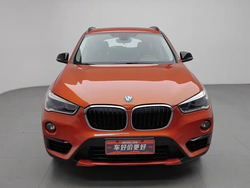 Фото 3 - BMW X1