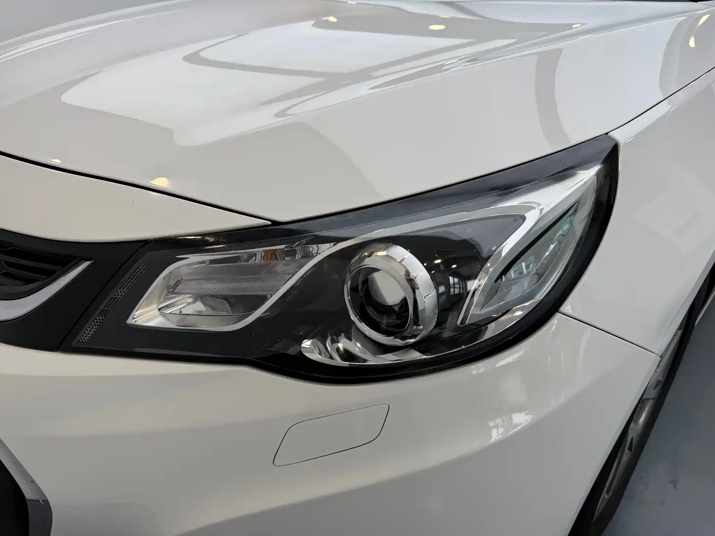 Chevrolet Malibu 2016 2.0L Automatic Luxury фото 15