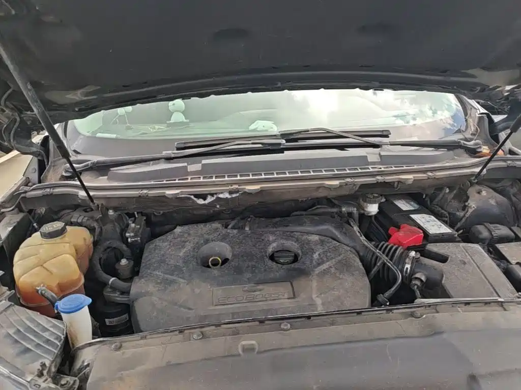 Фото 20 - Ford Edge