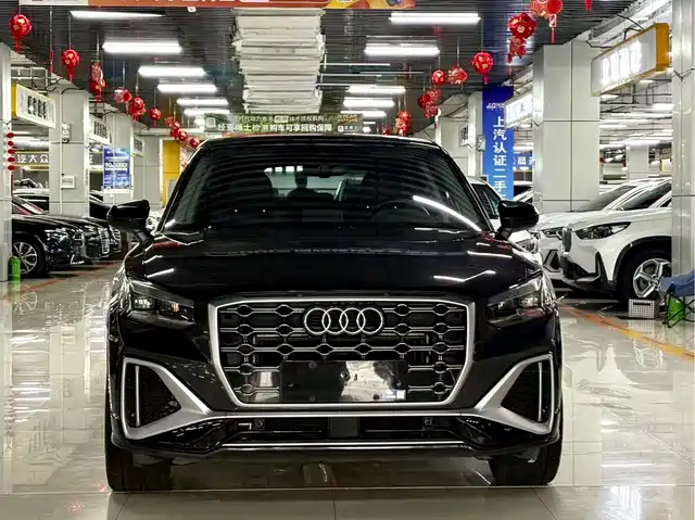 Audi Q2L 2022 35 TFSI Fashion Dynamic — фото 3