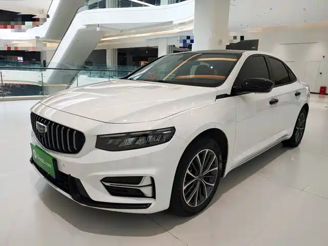 Geely Preface 2.0TD, Люкс