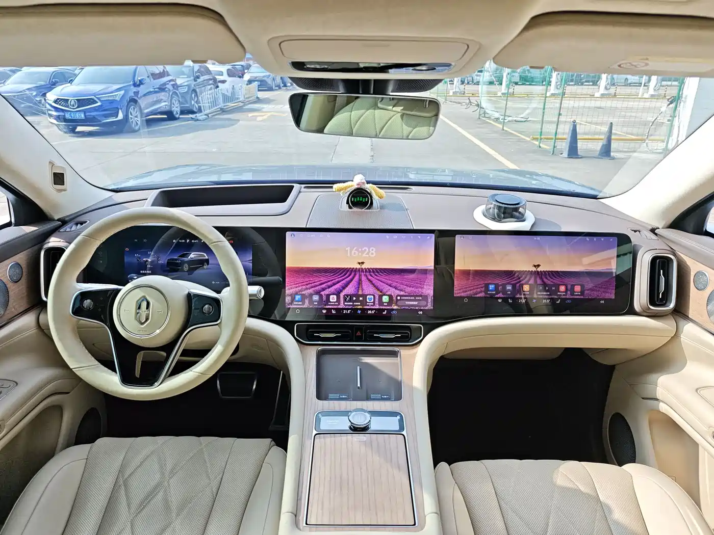 AITO Wenjie AITO M9 2024 Range Extender Max 52kWh 6-seater фото 14