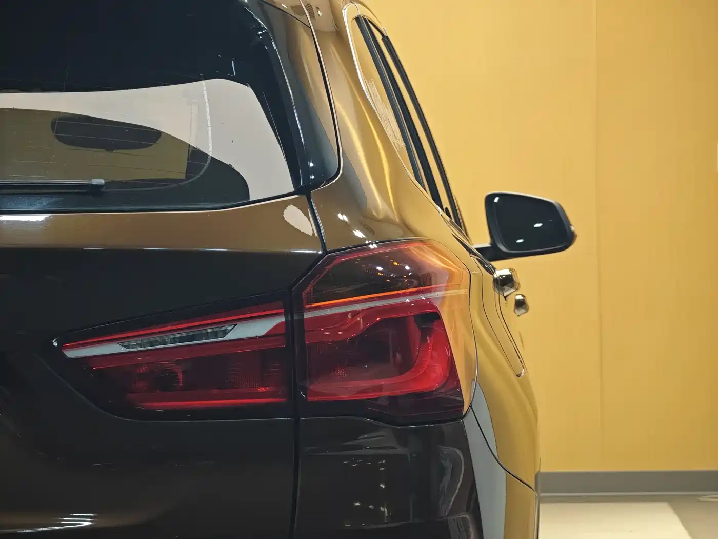 BMW X1 2016 sDrive18Li Luxury Model фото 27