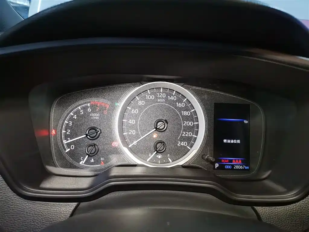 Toyota Levin 2022 185T CVT Luxury Edition фото 5