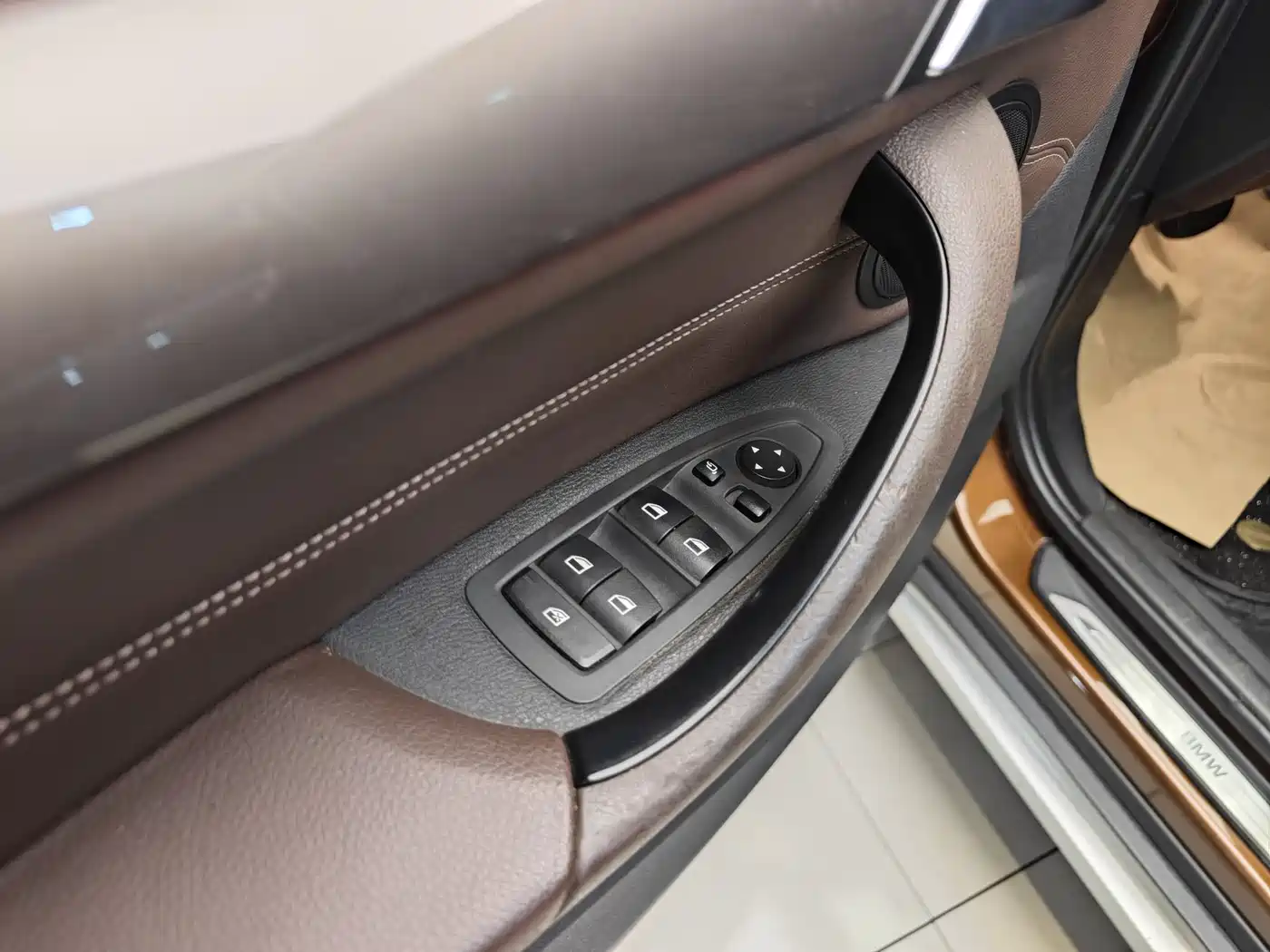 BMW X1 2016 sDrive18Li Luxury Model фото 9