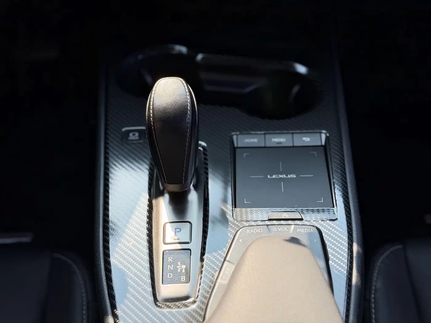 Lexus UX Electric 2020 2020 300e Pure Yue Edition