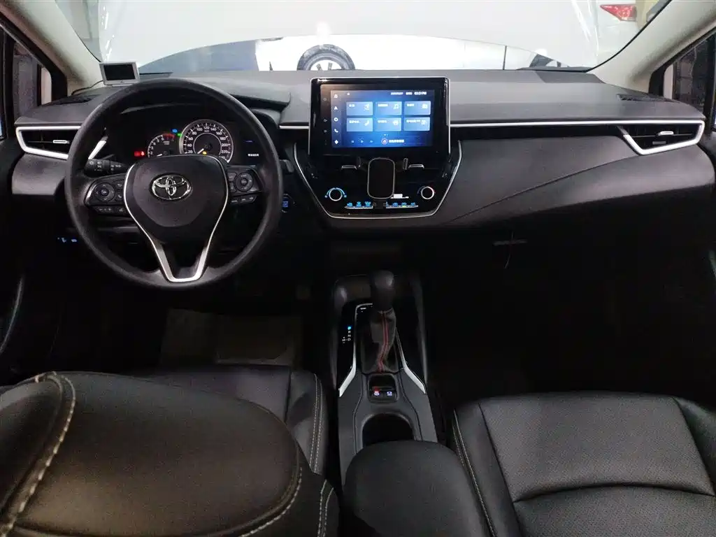 Toyota Corolla 2021 1.2T S-CVT Elite PLUS Edition фото 6