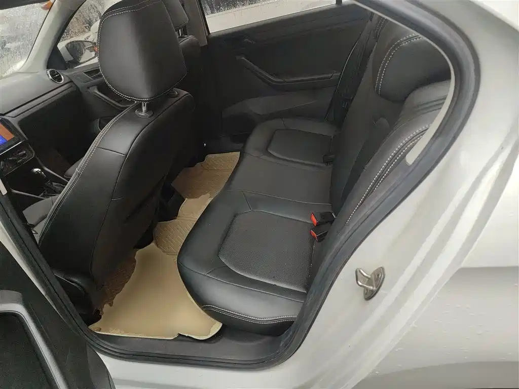 Volkswagen Jetta 2019 Dream Edition 1.5L Auto Fashion фото 14