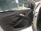Фото 7 - Ford Focus