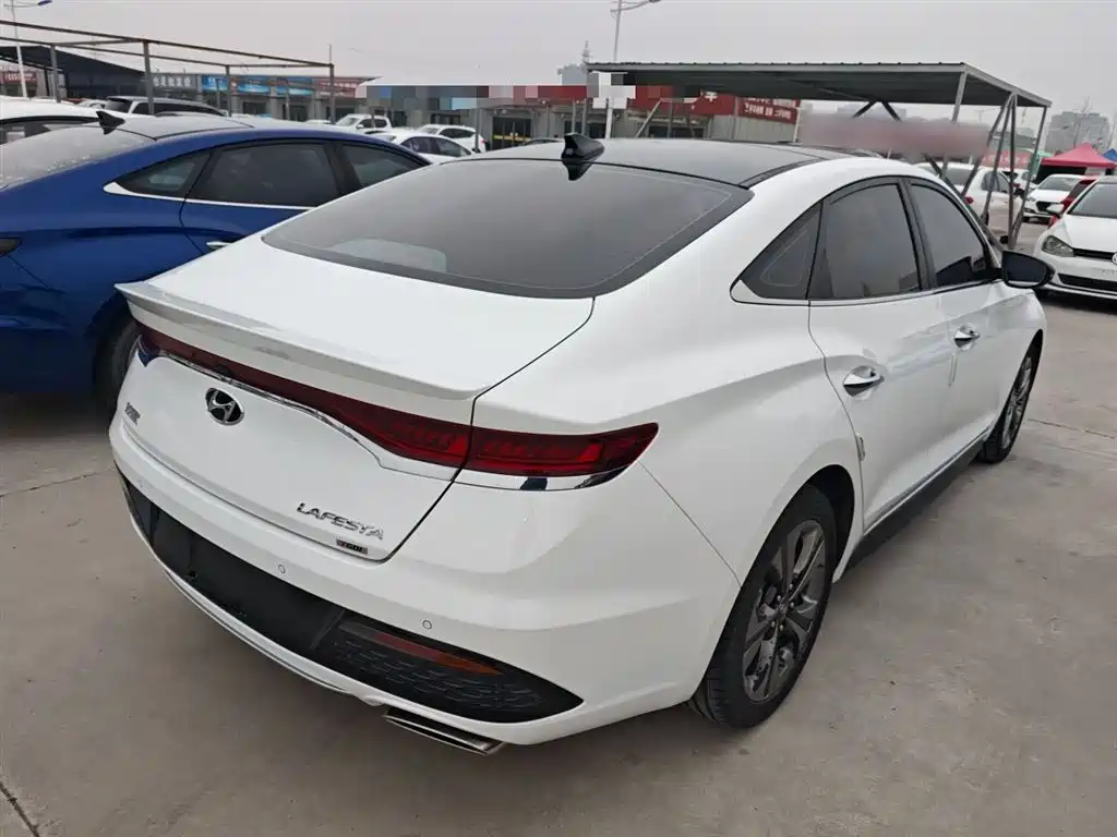 Hyundai Fista 2019 280TGDi Smart Speed Edition China VI фото 5