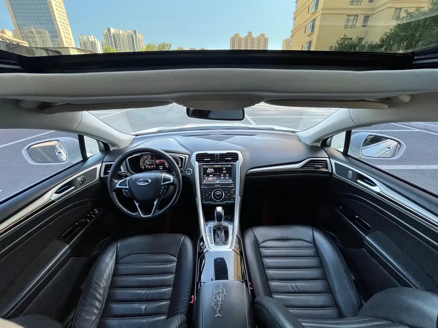 Фото 8 - Ford Mondeo