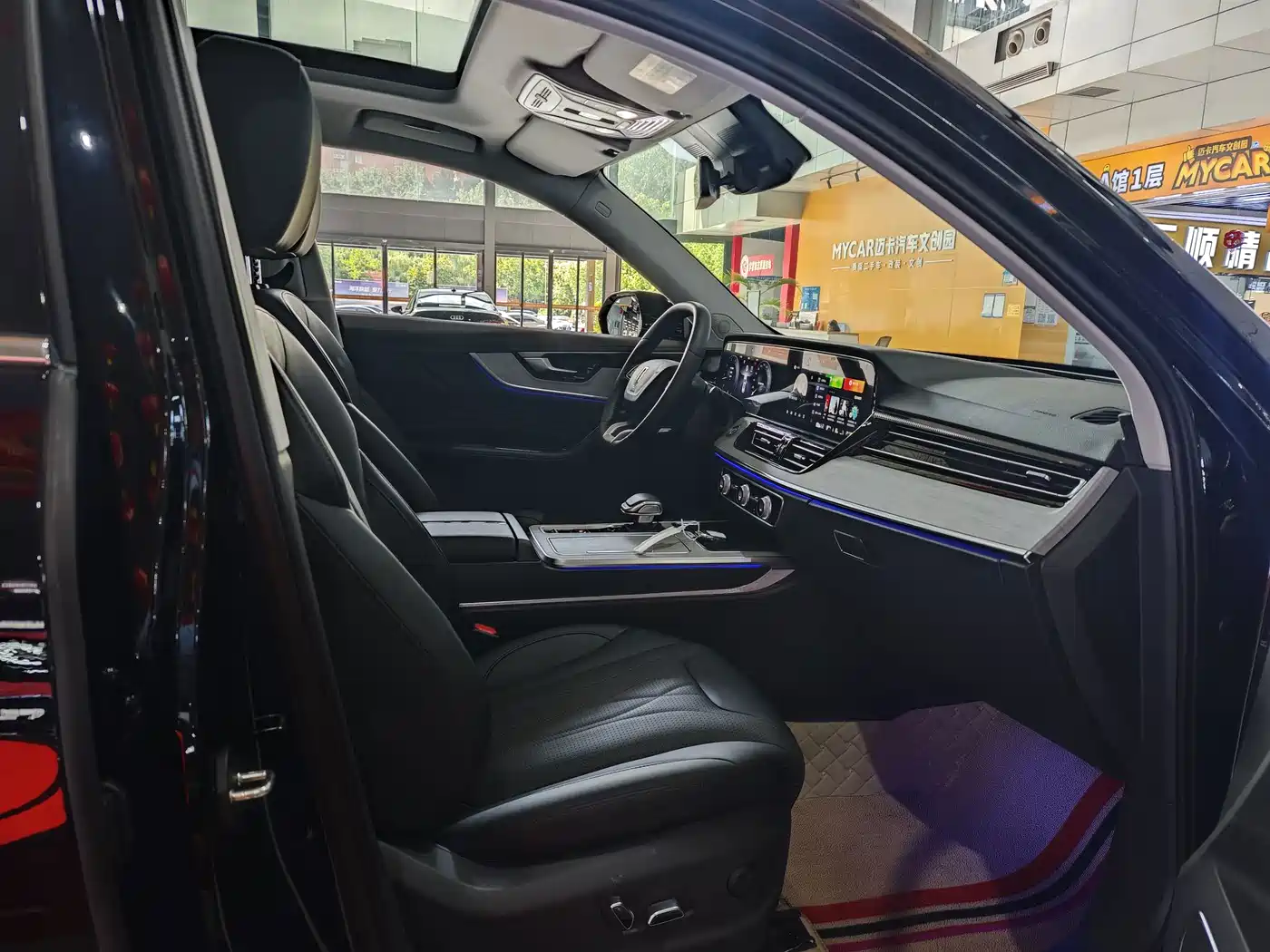 Hongqi HS5 2025 2025 2.0T 4WD Qixiang Pro