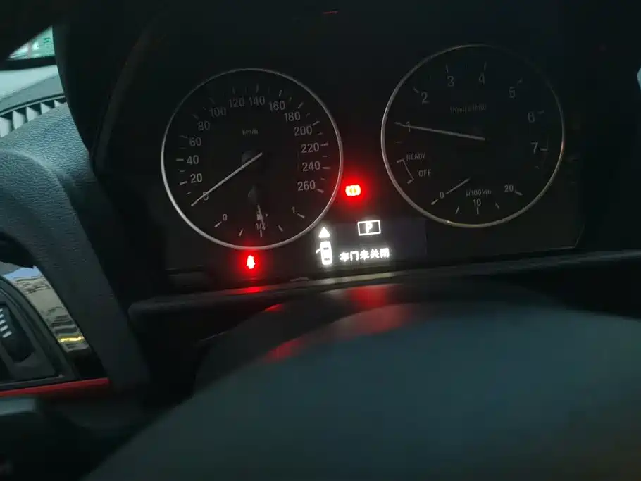 BMW 1 Series (Import) 2016 120i Sport Design Package фото 14
