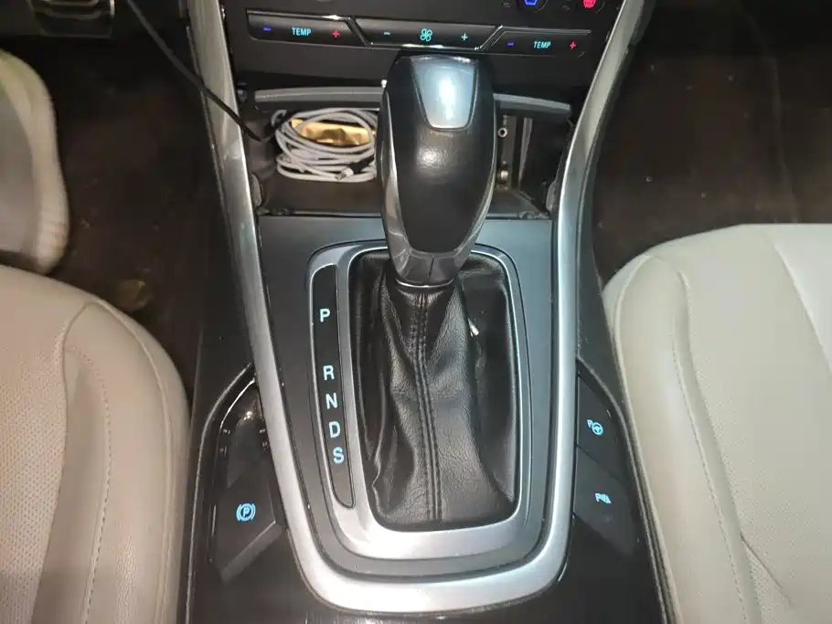 Photo 16 - Ford Edge
