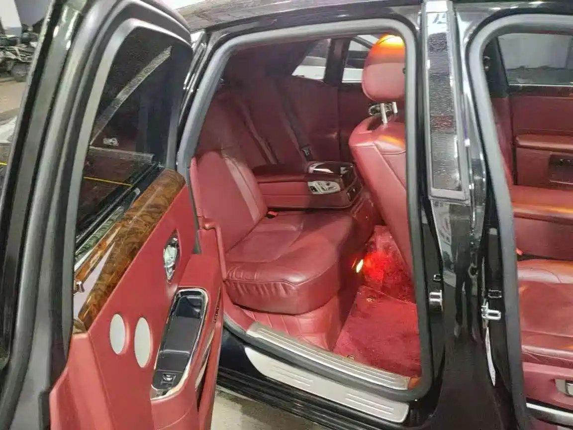 Rolls-Royce Ghost 2013 2010 Model 6.6T Standard