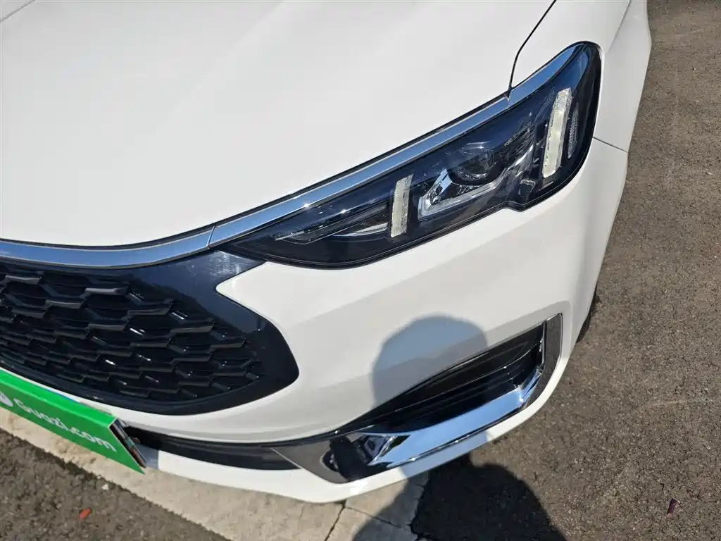 Ford Escort 2022 2021 1.5L Automatic Diamond Edition