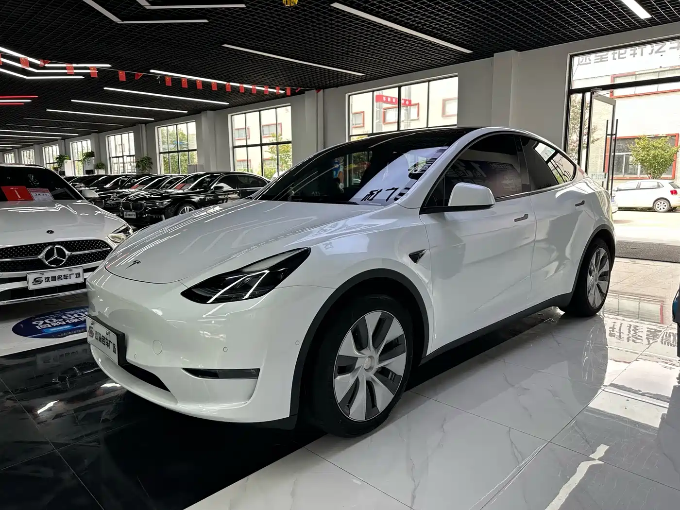 Tesla Model Y 2021