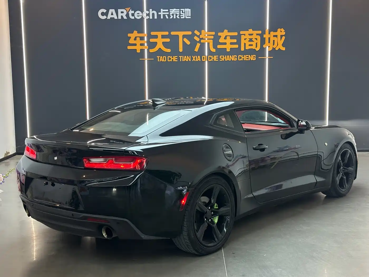Chevrolet Camaro 2017 2.0T RS фото 6