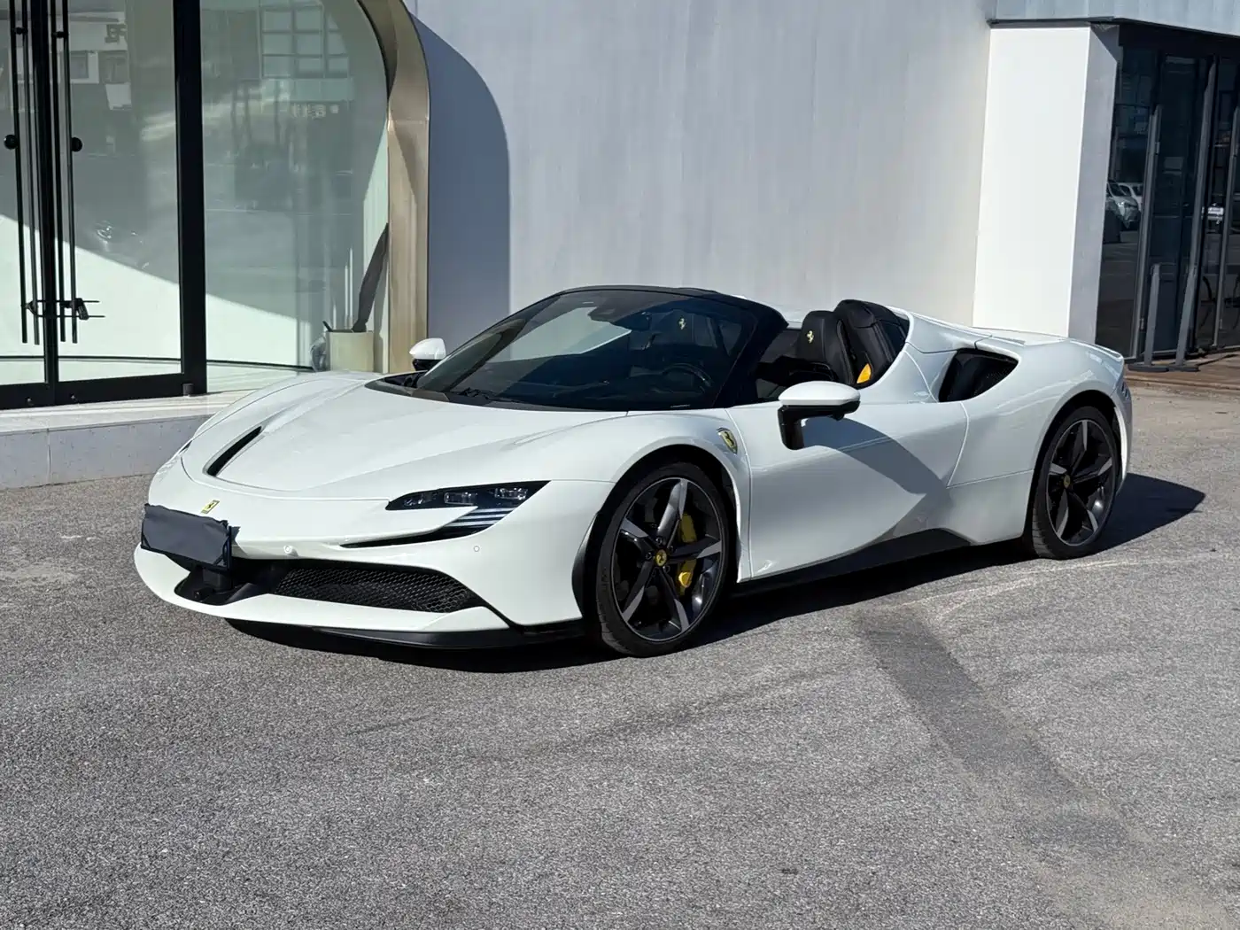 Ferrari SF90 2024 2021 3.9T V8 Spider