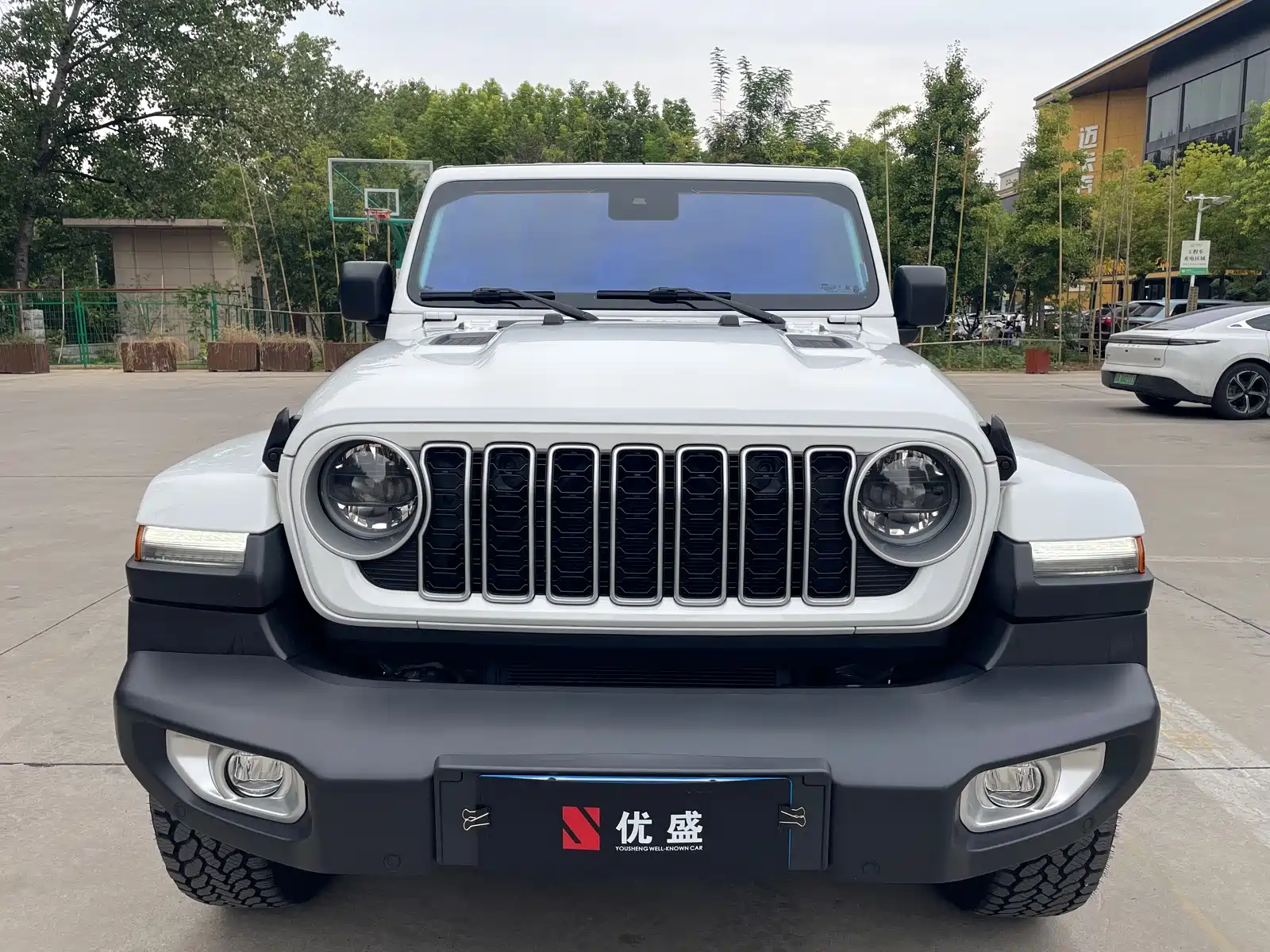 Фото 2 - Jeep Wrangler