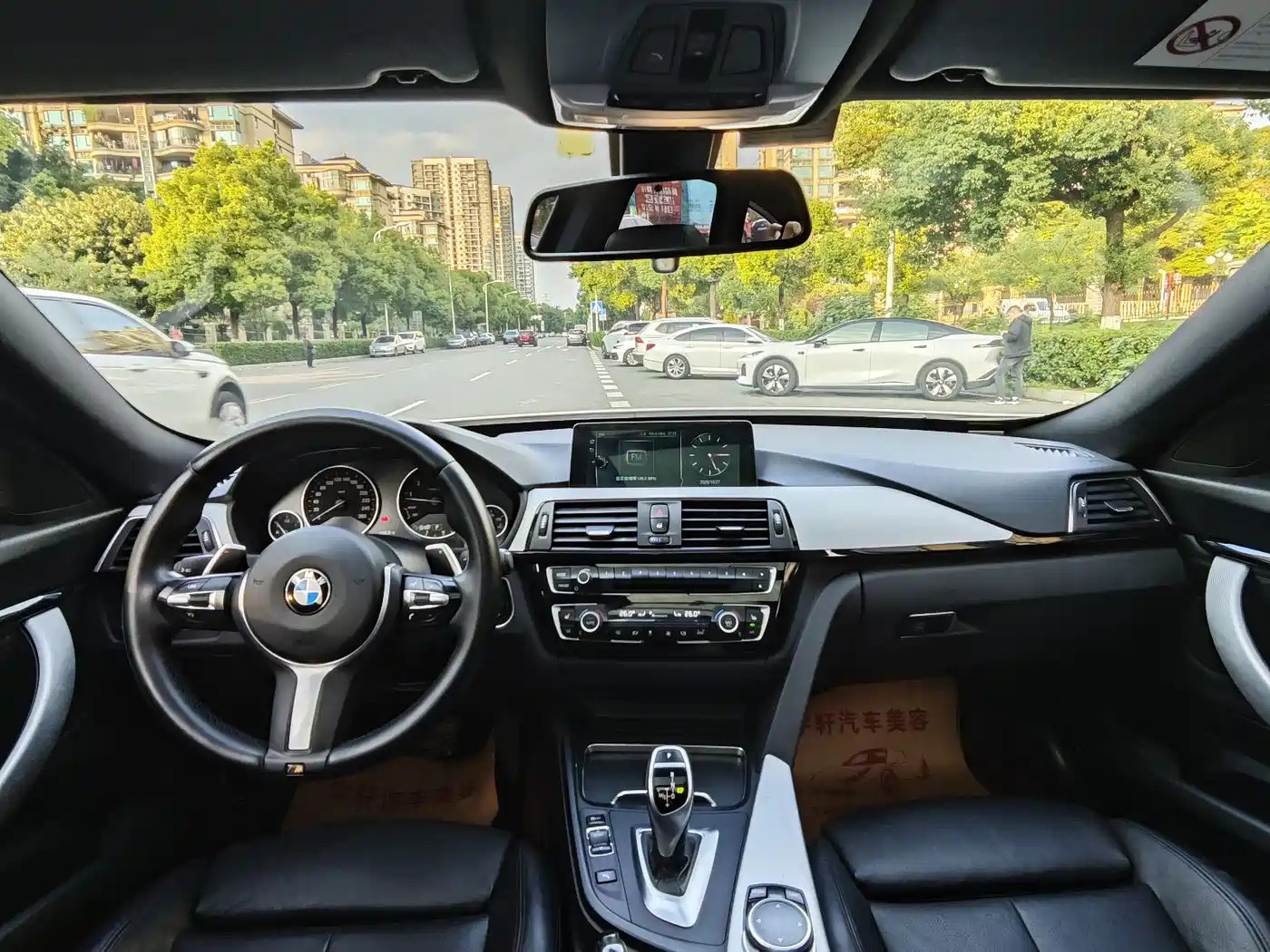 BMW 3 Series GT 2017 330i xDrive M Sport фото 19