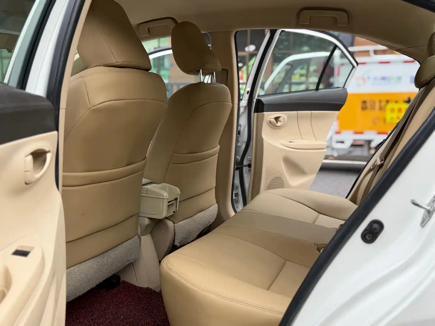 Toyota Vios 2016 1.5L Automatic Zhi Zhen Xing Yao Edition фото 5