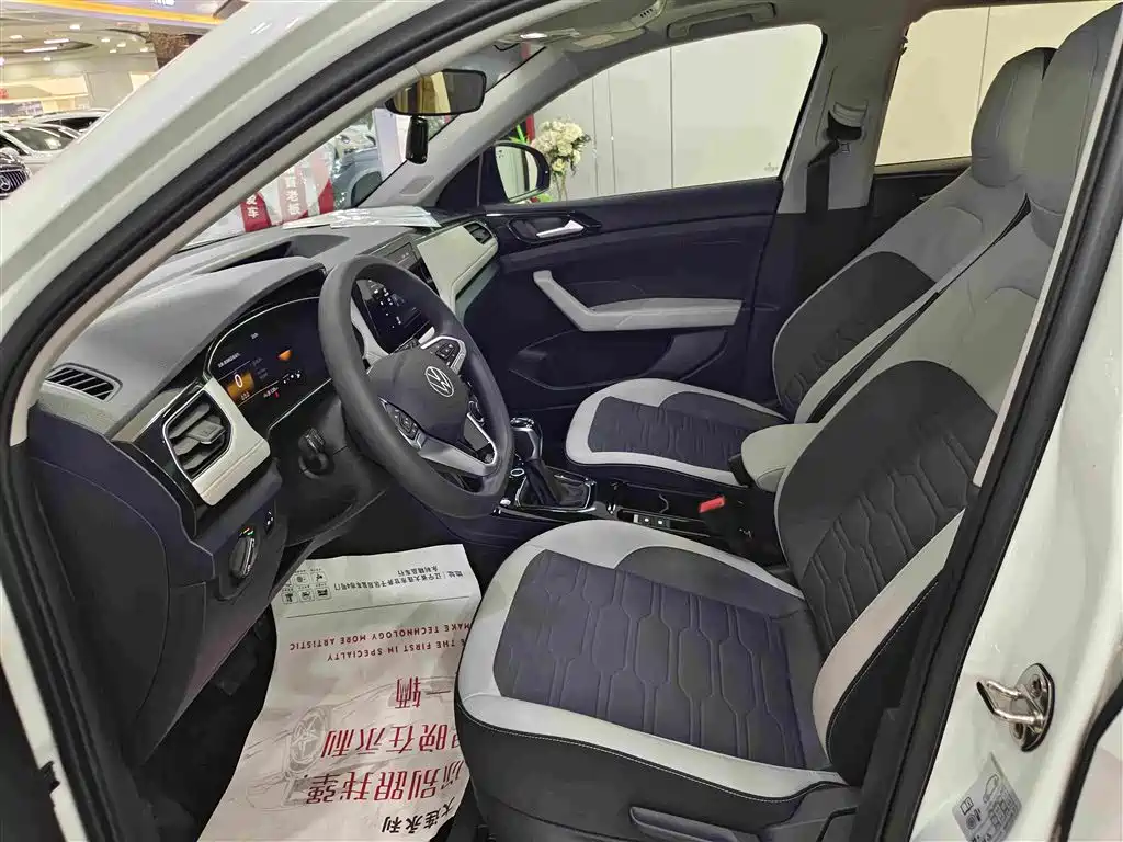 Volkswagen Tharu, миниатюра 4
