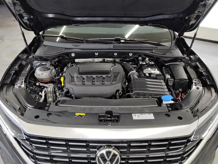 Volkswagen Passat 2025 Outstanding 380TSI Dragon Soaring Edition фото 10