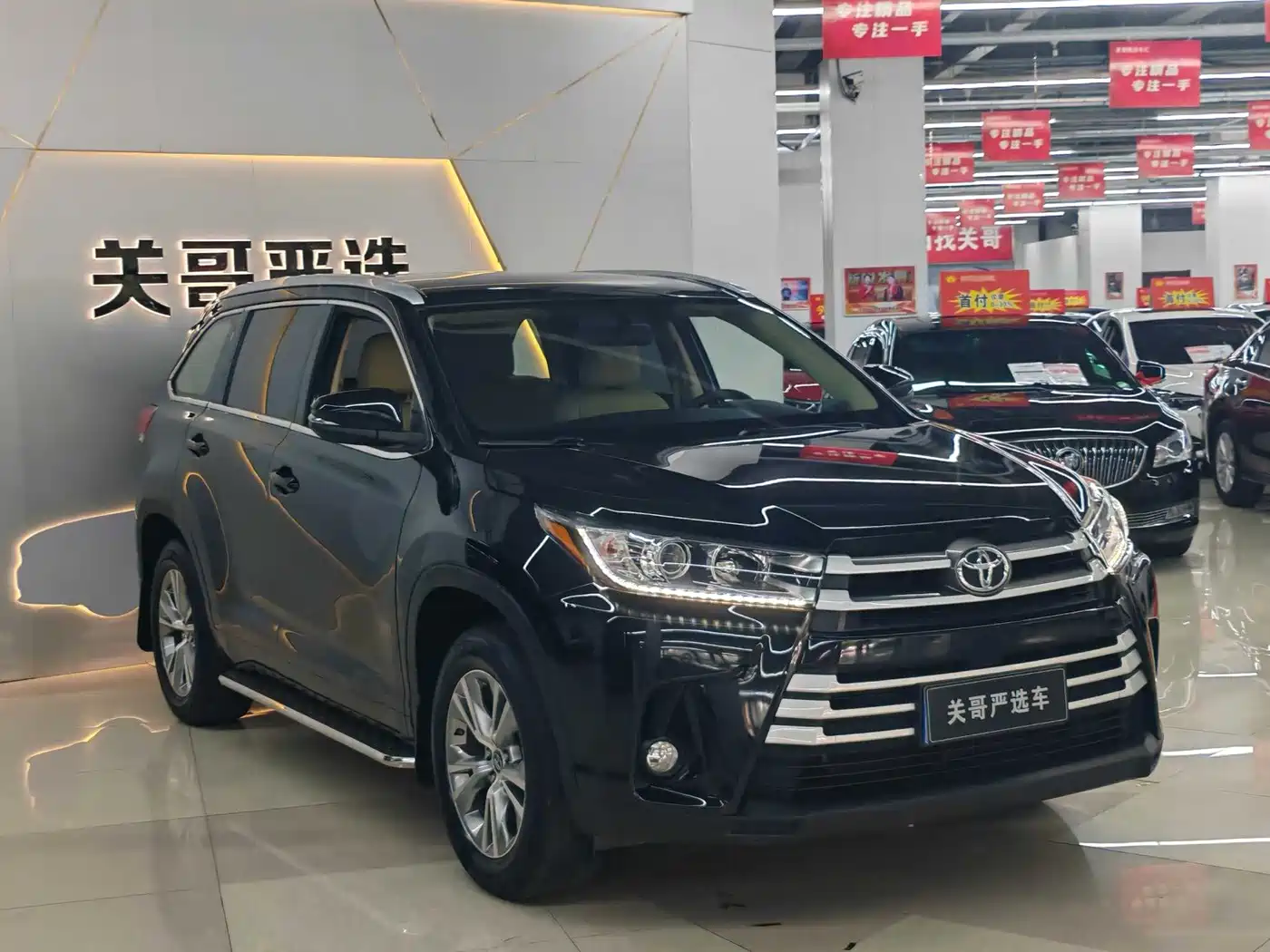 Toyota Highlander 2018 2.0T 4WD Elite 7-seater China VI