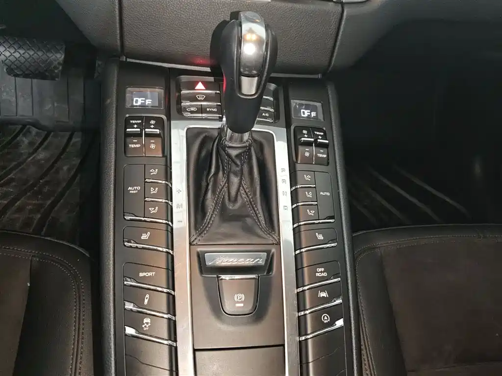 Porsche Macan 2017 Macan 2.0T фото 14
