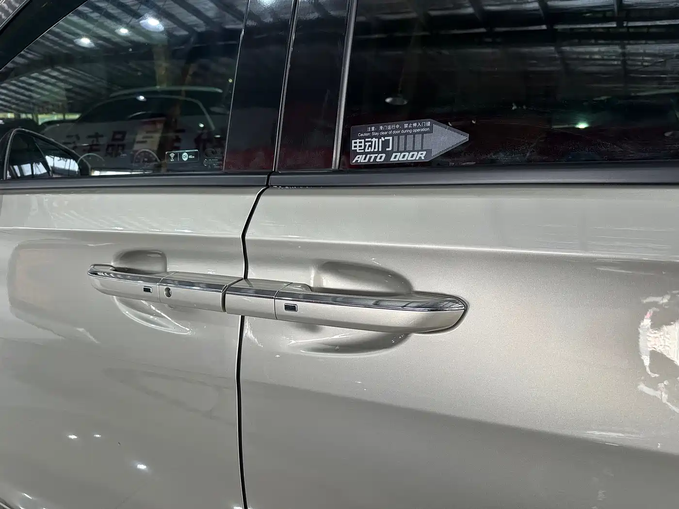 Buick GL8 2021 ES Landlord 653T Luxury фото 22