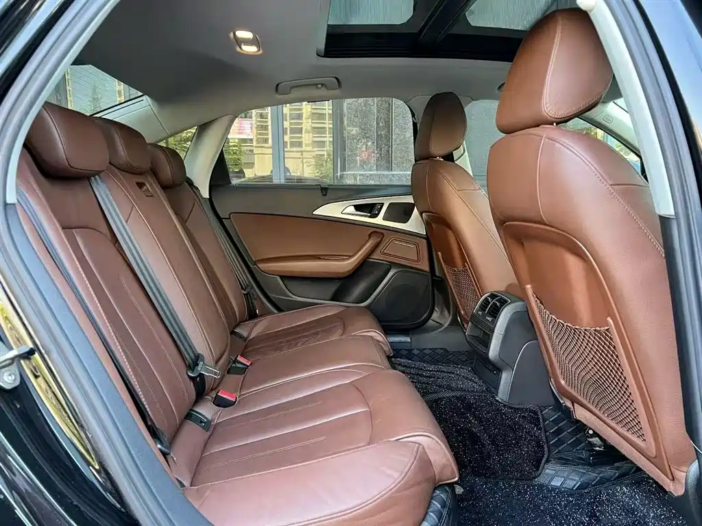 Audi A6L 2018 Model 35 TFSI Collector's Edition фото 14
