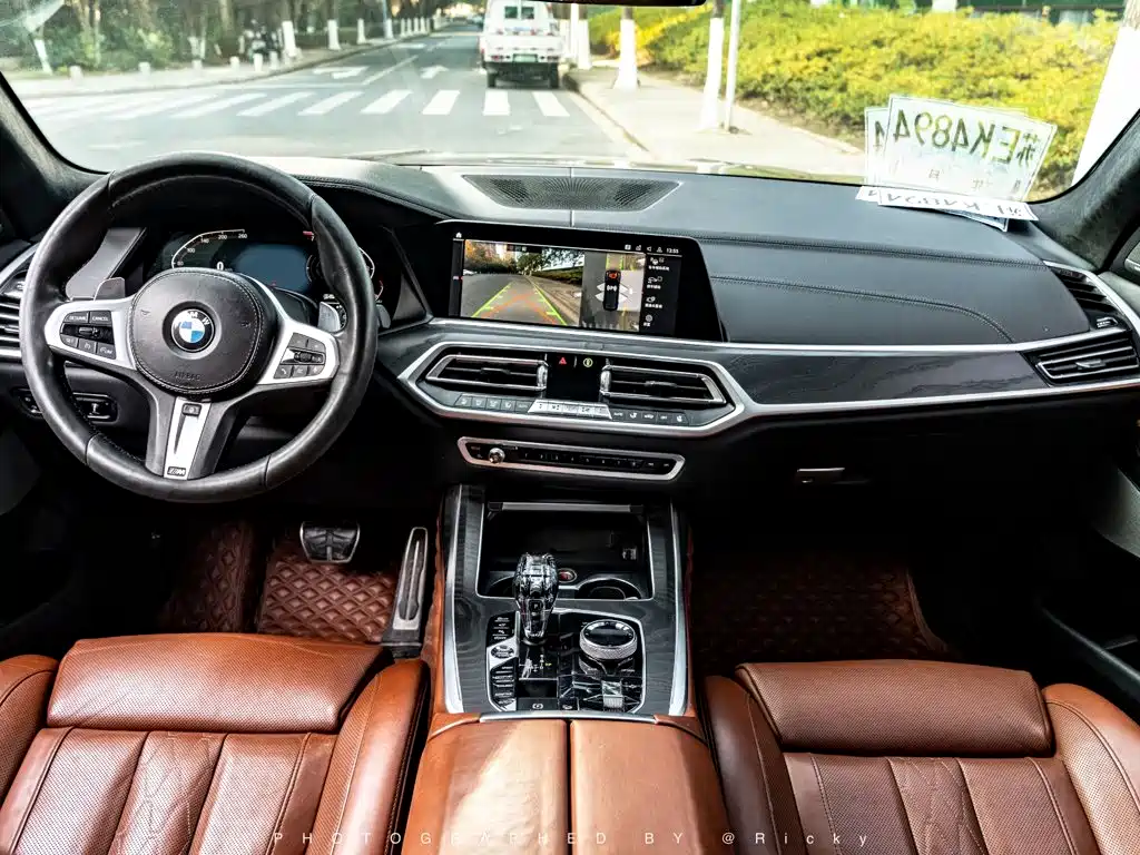 Фото 3 - BMW X7