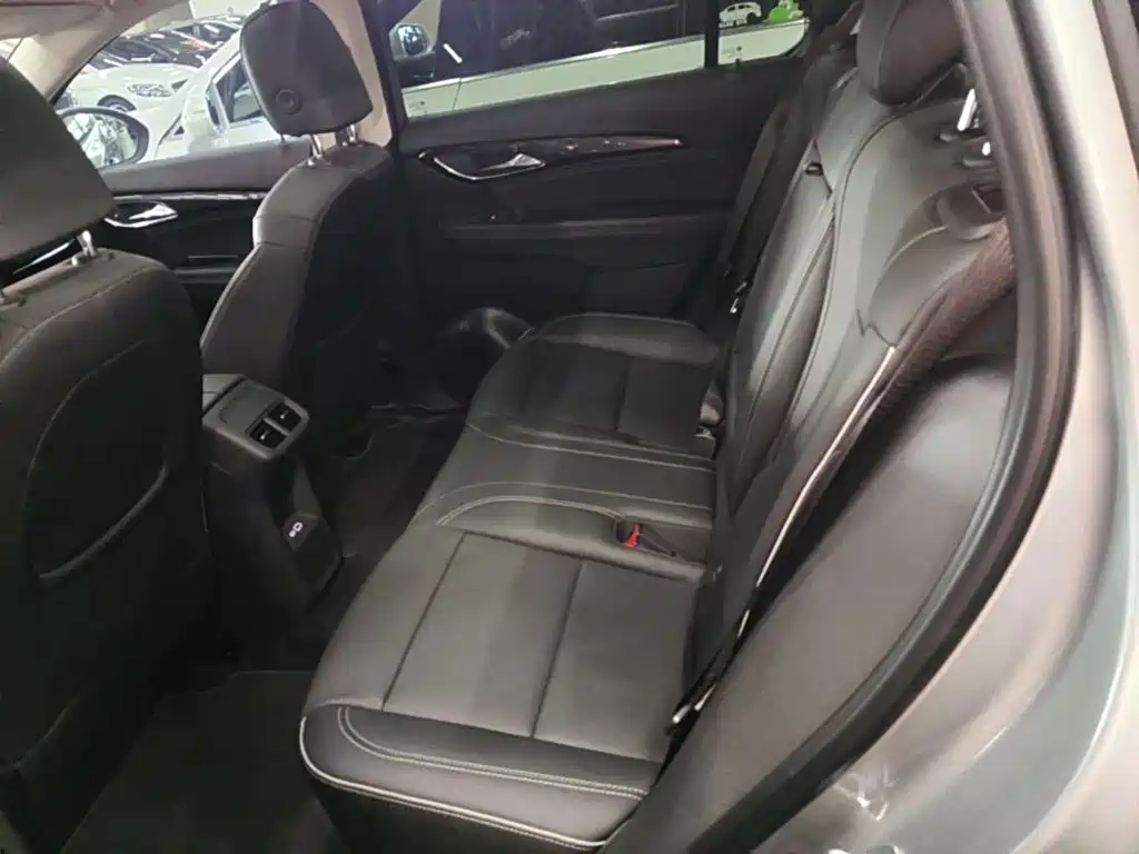 Buick Envision Plus 2023 2022 Enclave Plus 652T 5-Seater Luxury