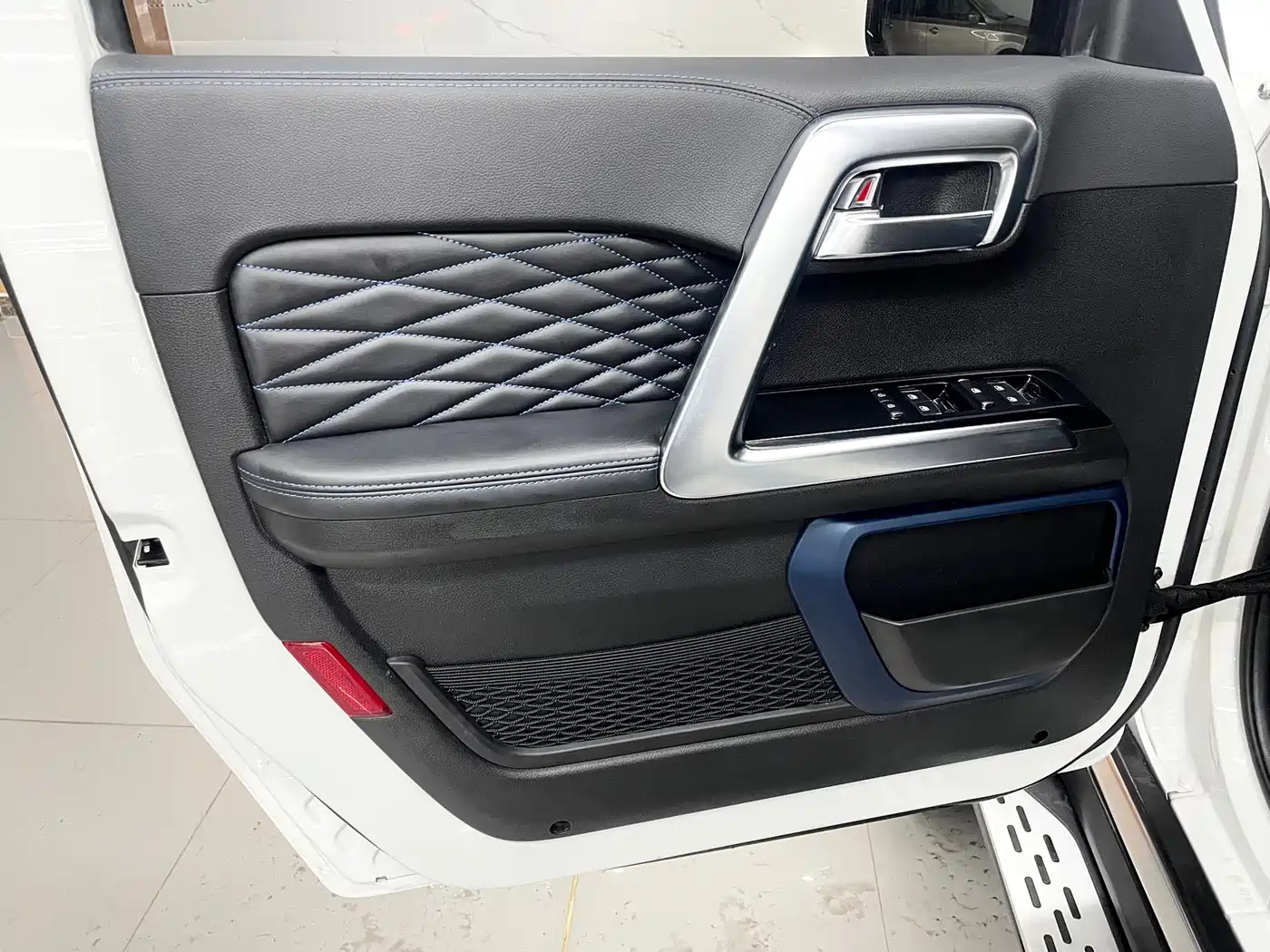 BAIC ORV Beijing Offroad BJ40 2018 PLUS 2.3T Automatic AWD Flagship China V фото 8