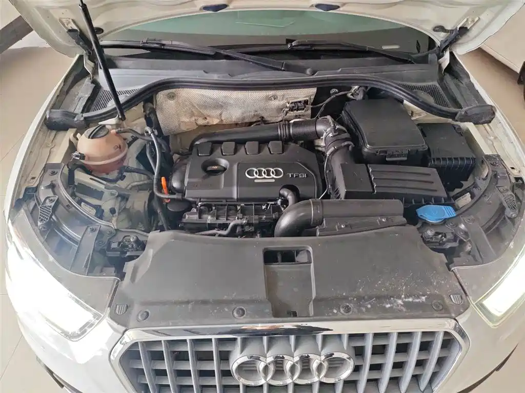 Audi Q3 2013 35 TFSI Comfort фото 20