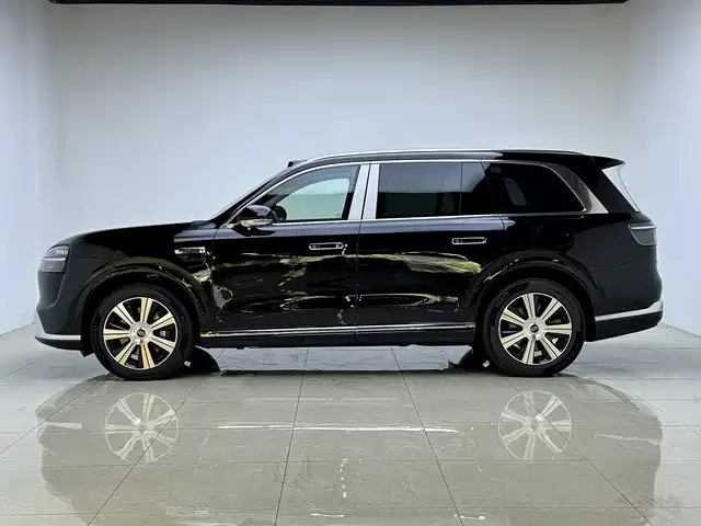 2026 AITO Wenjie AITO M9