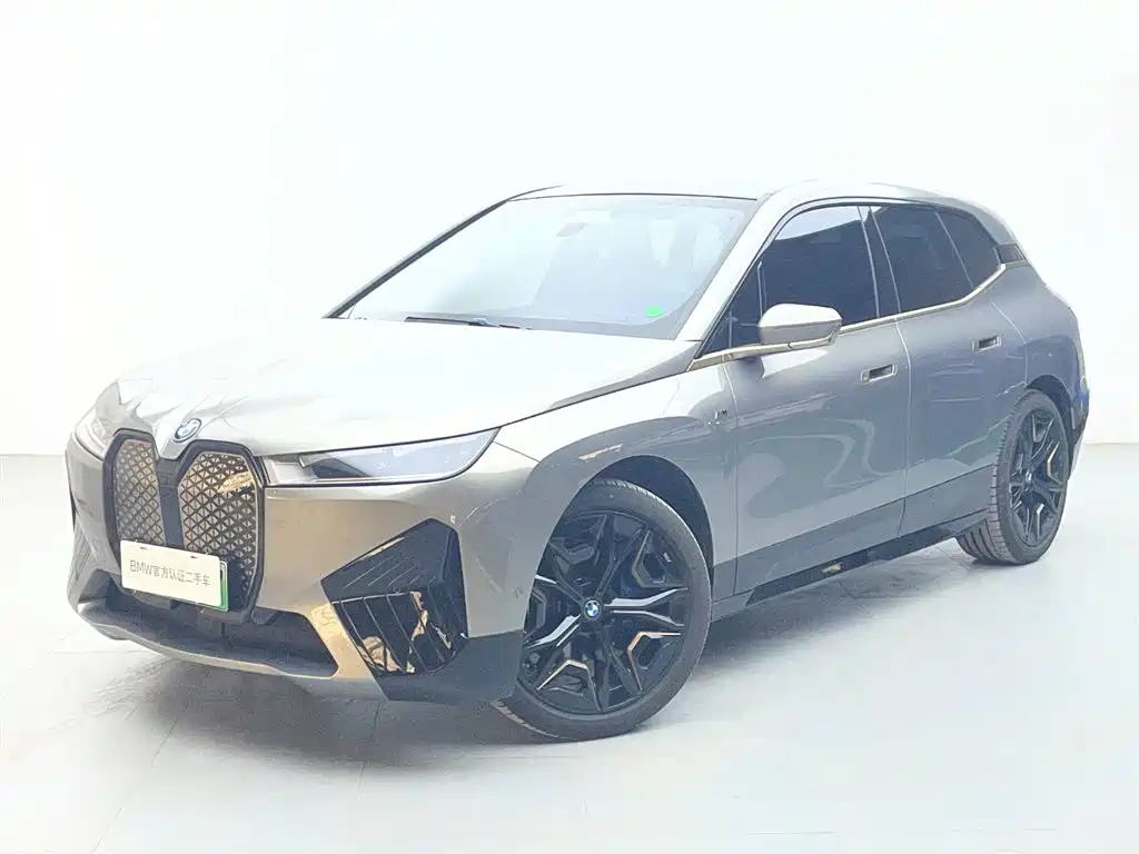 2023 BMW iX M60