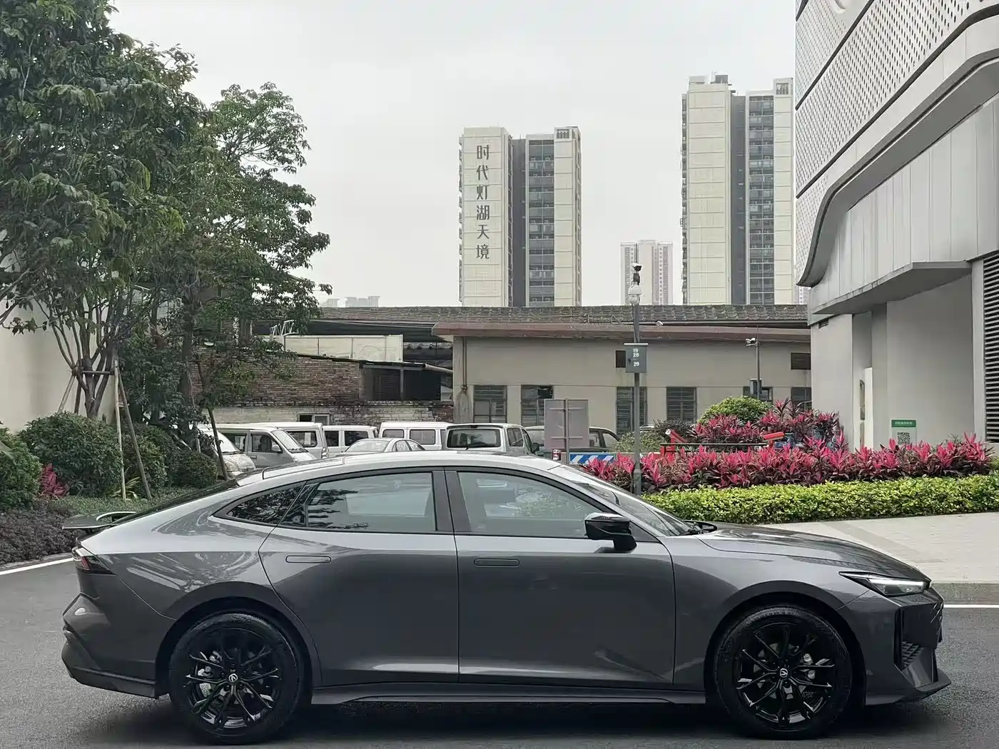 CHANGAN UNI-V